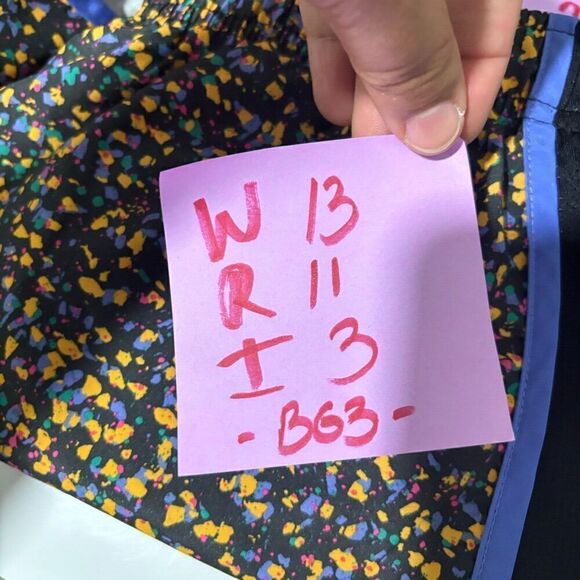 Nike Dri-Fit Womens Athletic Short in Small Multicolor High Rise Elastic Waist - Picture 6 of 6